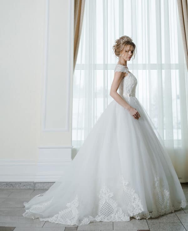 Wedding-Dresses-Bride-bridal--ball-grown