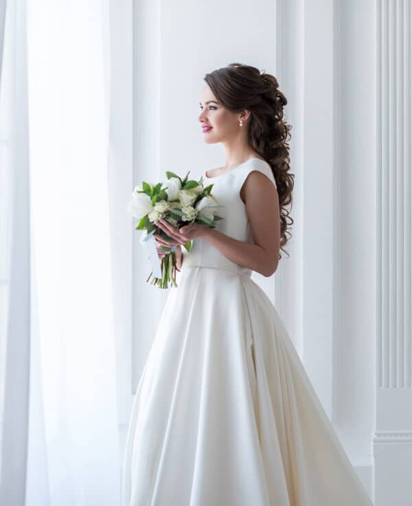 Wedding-Dresses-Bride-bridal-sheath